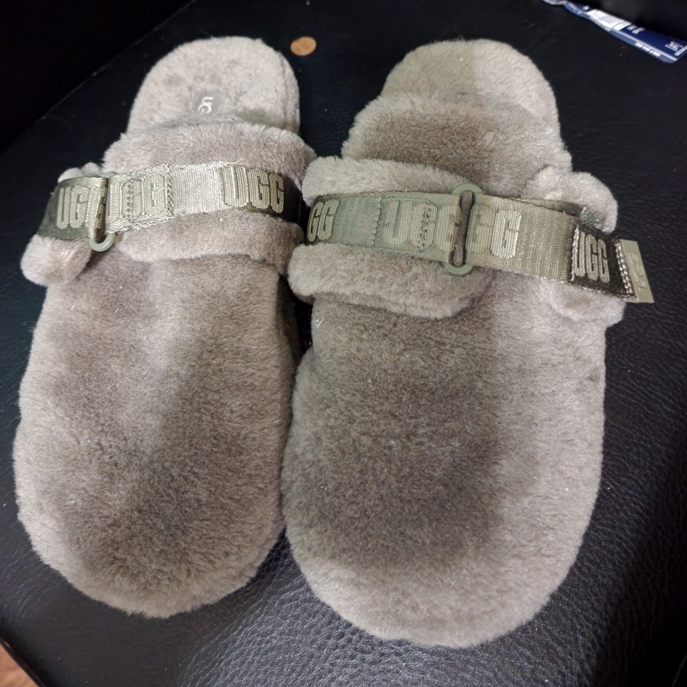 Ugg Slides - image 1